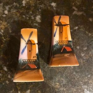 Japanese Chikaramachi Vintage Painted Shakers